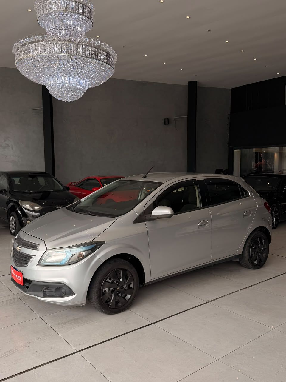 CHEVROLET ONIX HATCH LT 1.0 8V 2013 - FINANCIA 100% — foto 1