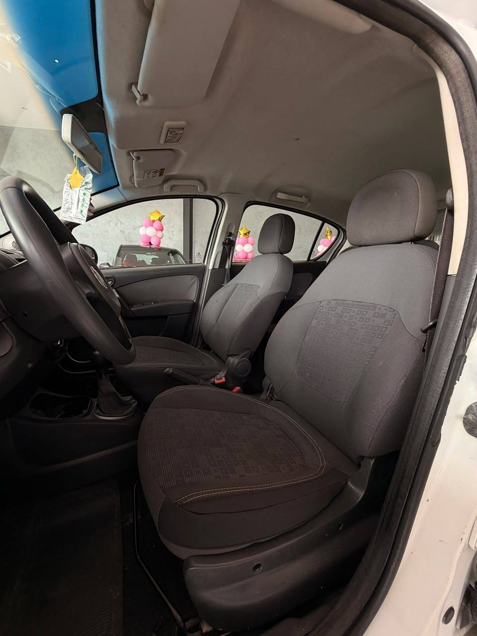 FIAT PALIO ATTRACTIVE 1.0 EVO FIRE FLEX 2017 - FINANCIA 100% — foto 9