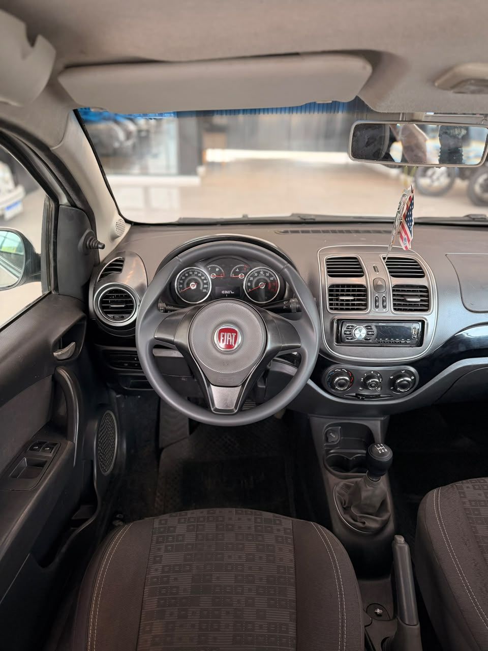 FIAT PALIO ATTRACTIVE 1.0 EVO FIRE FLEX 2017 - FINANCIA 100% — foto 8