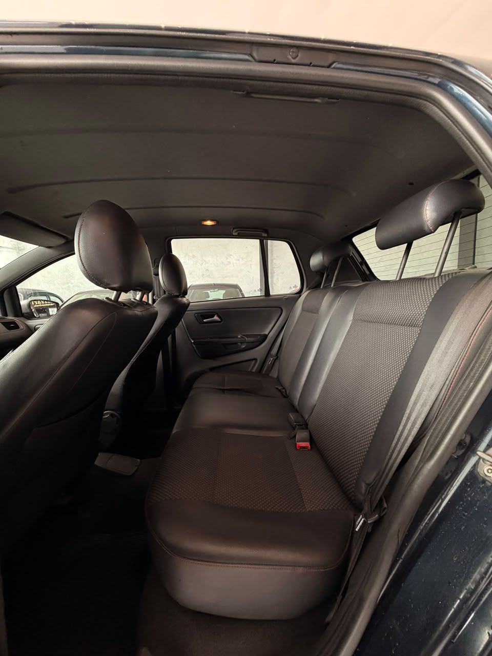 VOLKSWAGEN FOX ROCK IN RIO 1.6 MI TOTAL FLEX 2014 - FINANCIA 100% — foto 10