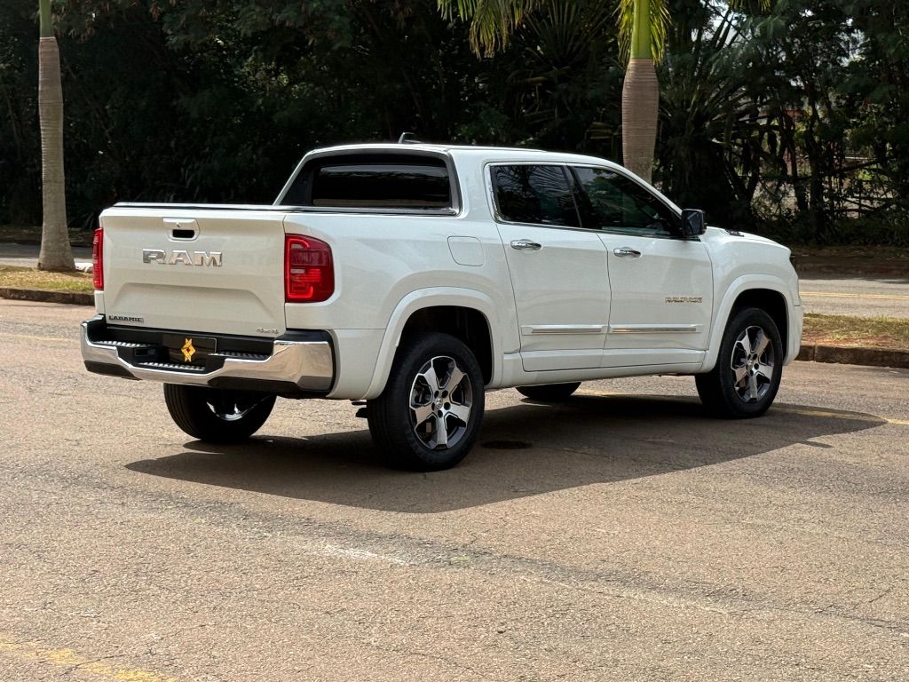 RAMPAGE LARAMIE 2.2 TB CD 4X4 Die. Aut. — foto 5