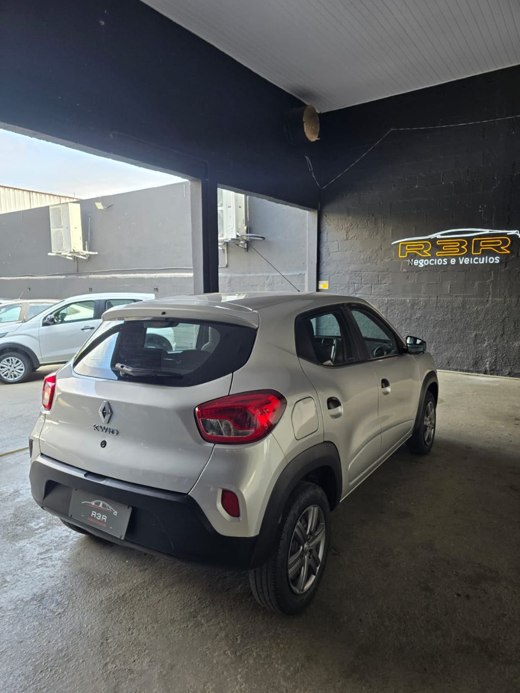 KWID Zen 1.0 Flex 12V 5p Mec. — foto 3