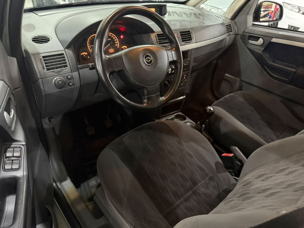 MERIVA 1.8 MPFI MAXX 8V 4P — foto 7