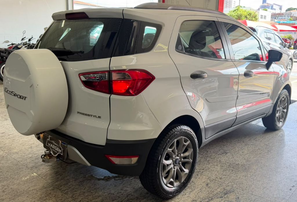 EcoSport FREESTYLE 1.6 16V Flex 5p — foto 4