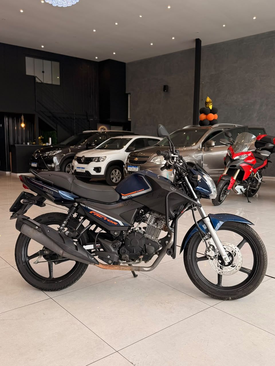 YAMAHA YBR 150 FACTOR ED FLEX 2024 - FINANCIA 100% — foto 5