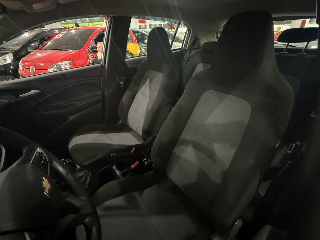ONIX 1.0 MT LT 4P — foto 12