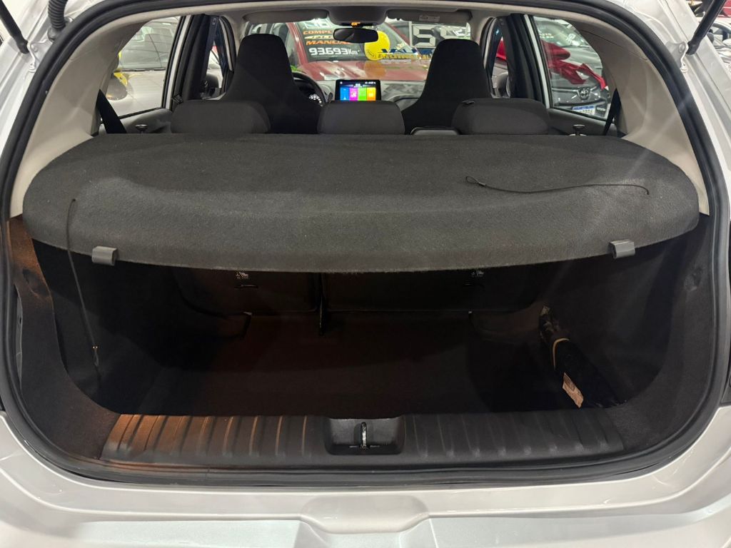 ONIX 1.0 MT LT 4P — foto 13