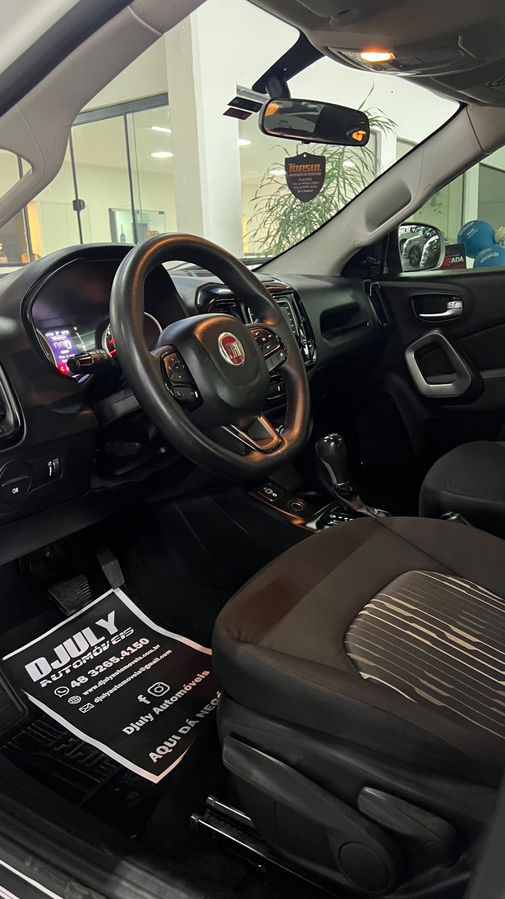 Toro Freedom 1.8 16V Flex Aut. — foto 2