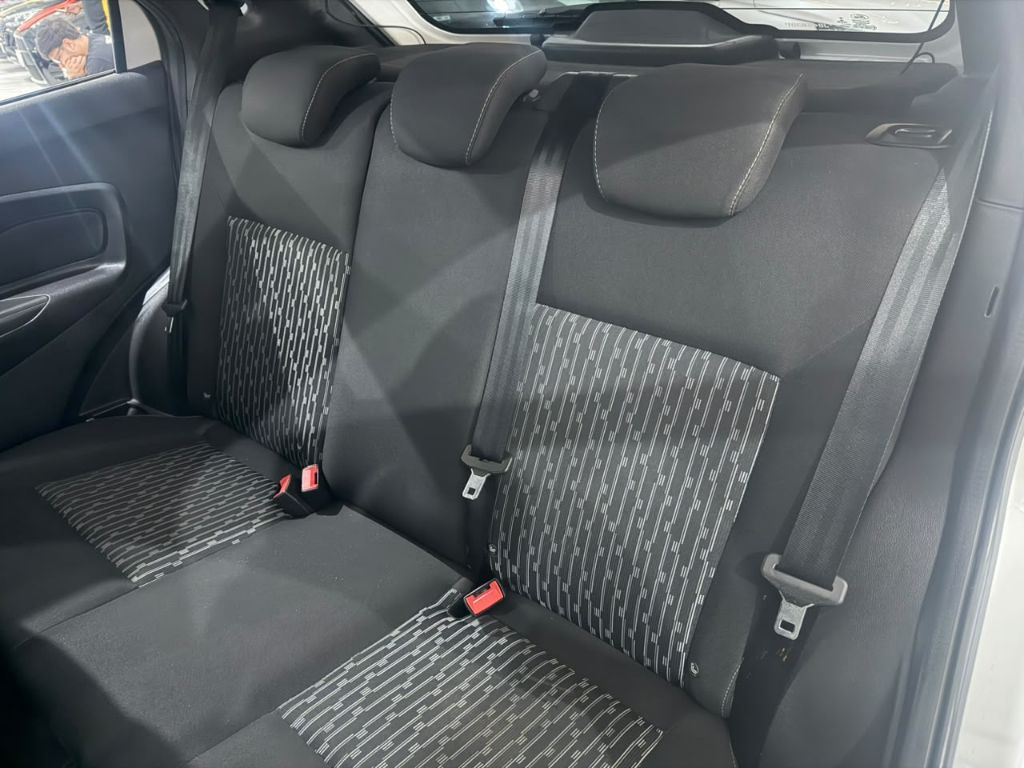 KA 1.0 SE HATCH 4P — foto 11