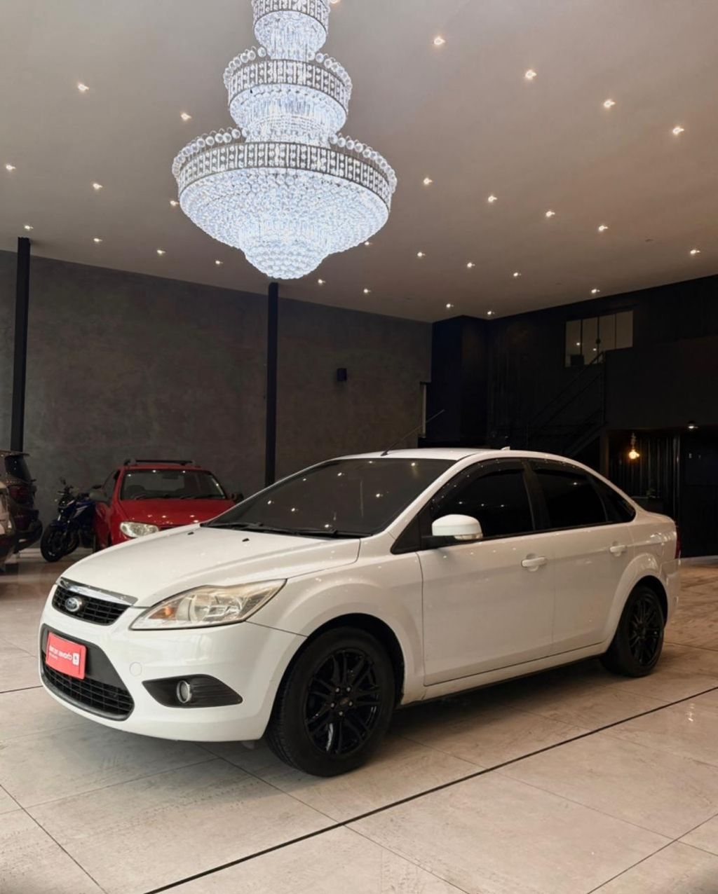 Focus Sedan 1.6/1.6 Flex 8V/16V 4p Mec. — foto 1