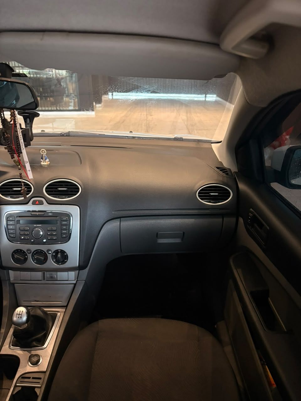 Focus Sedan 1.6/1.6 Flex 8V/16V 4p Mec. — foto 11