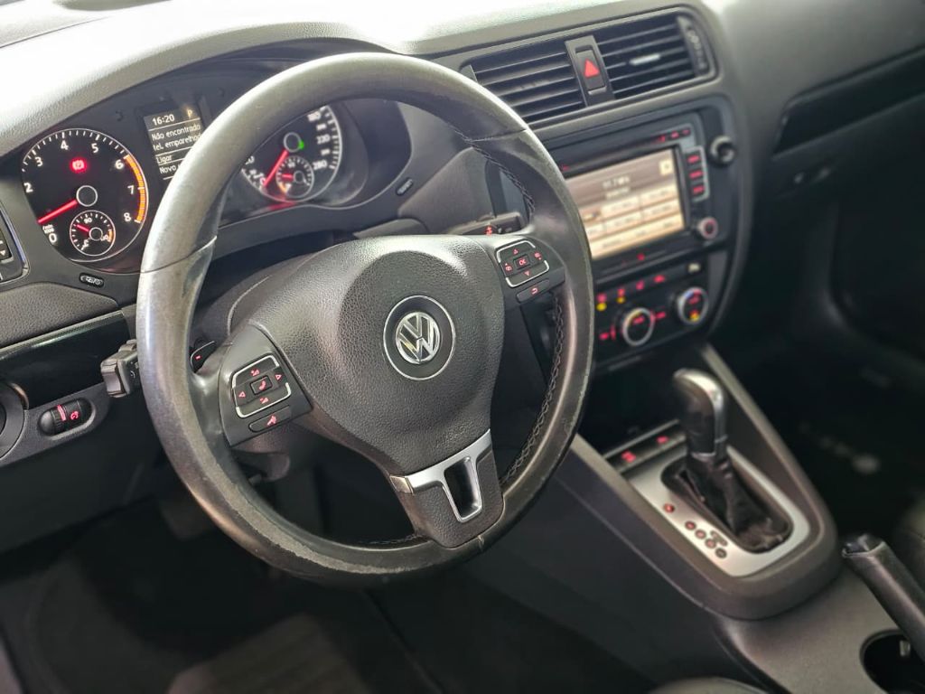 JETTA Comfortline 2.0 T.Flex 8V 4p Tipt. — foto 5
