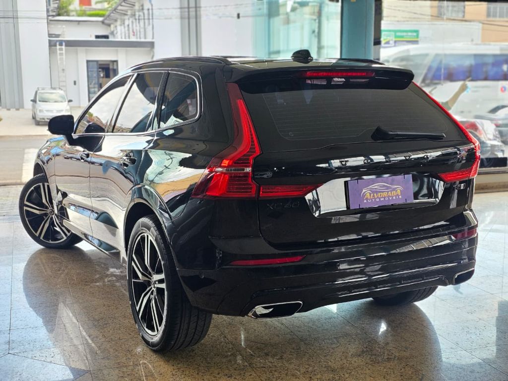 XC 60 T-5 R-DESIGN 2.0 AWD 5p — foto 4