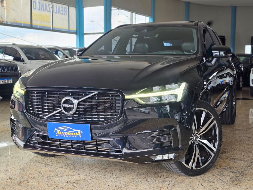 XC 60 T-5 R-DESIGN 2.0 AWD 5p — foto 1