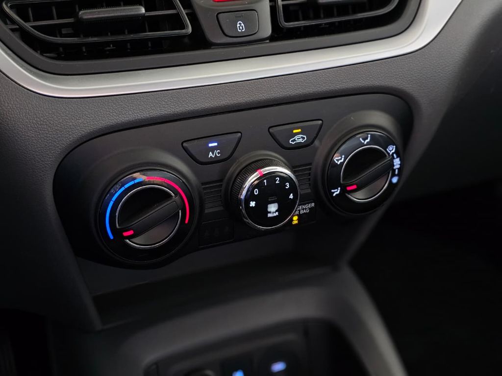 HB20S Limited 1.0  Flex 12V Mec. — foto 9