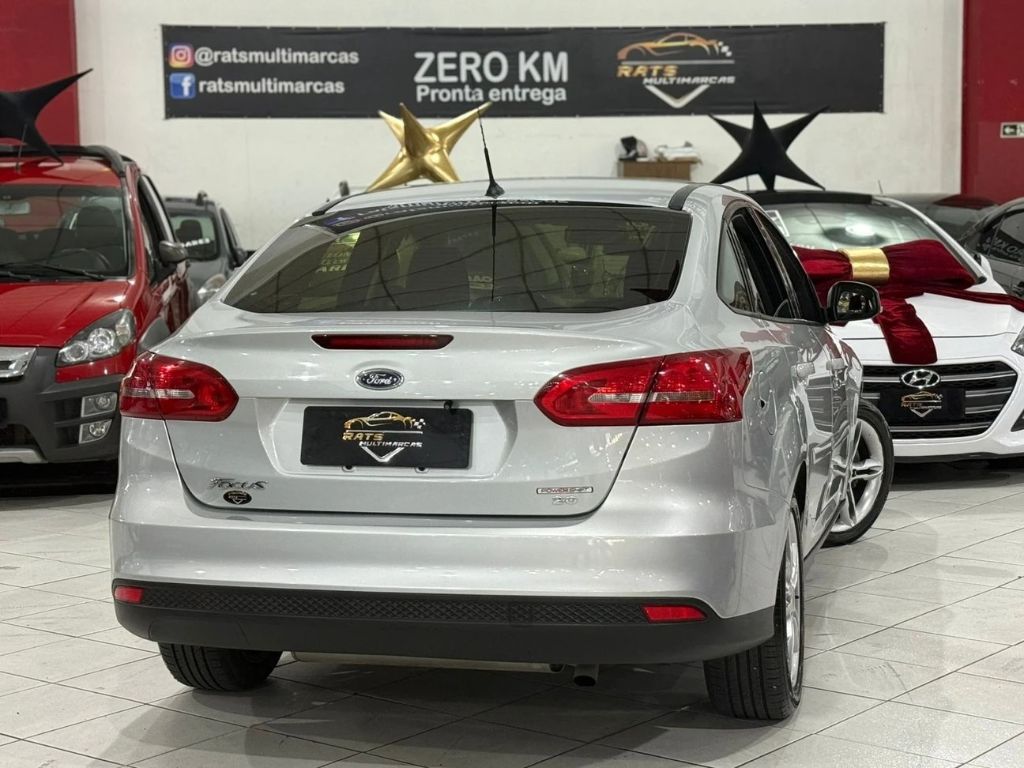 FOCUS SEDAN 2.0 SE AT 4P — foto 4