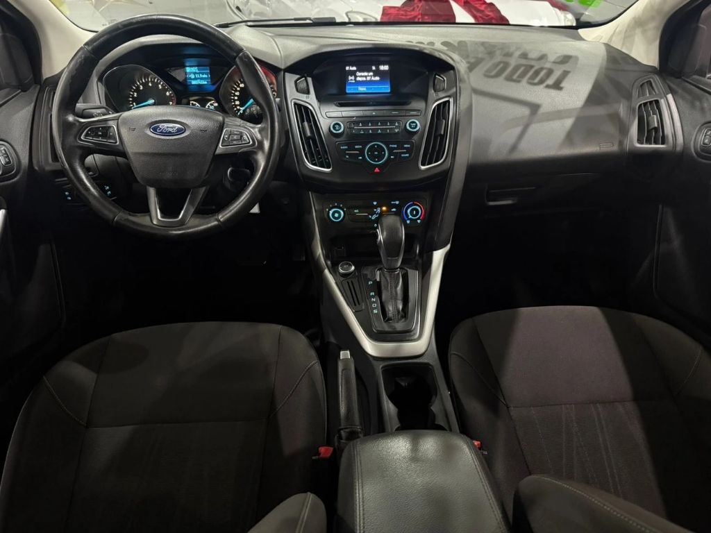FOCUS SEDAN 2.0 SE AT 4P — foto 8