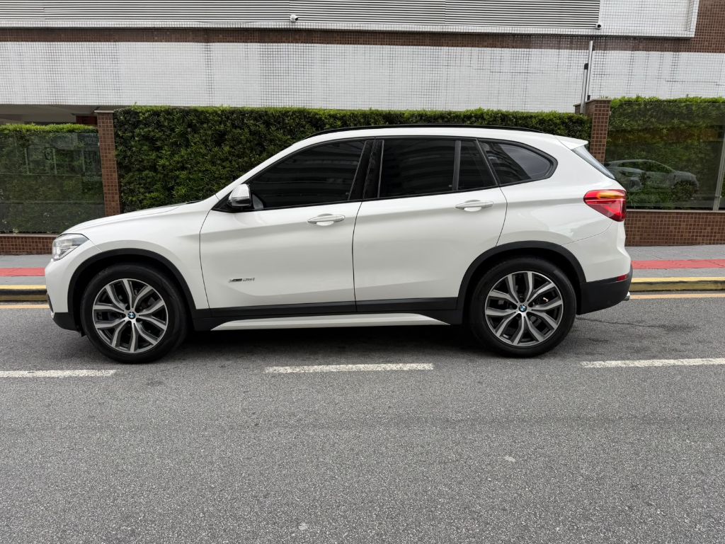 X1 XDRIVE 25i Sport 2.0/2.0 Flex Aut. — foto 3