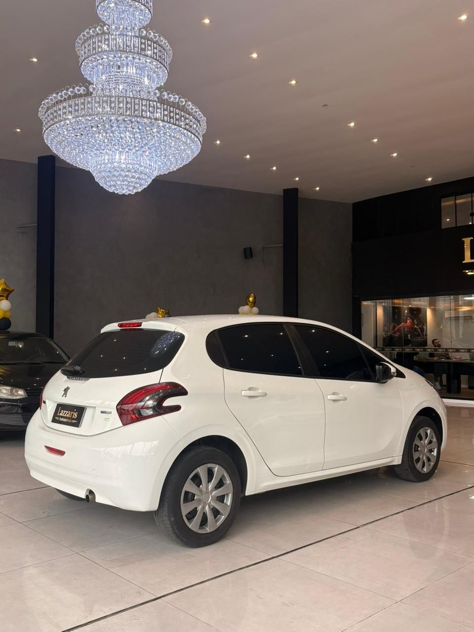 PEUGEOT 208 ACTIVE 1.2 FLEX / 2017 FINANCIA 100% — foto 2