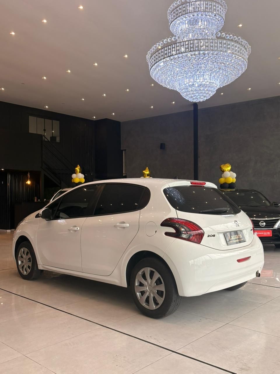PEUGEOT 208 ACTIVE 1.2 FLEX / 2017 FINANCIA 100% — foto 4