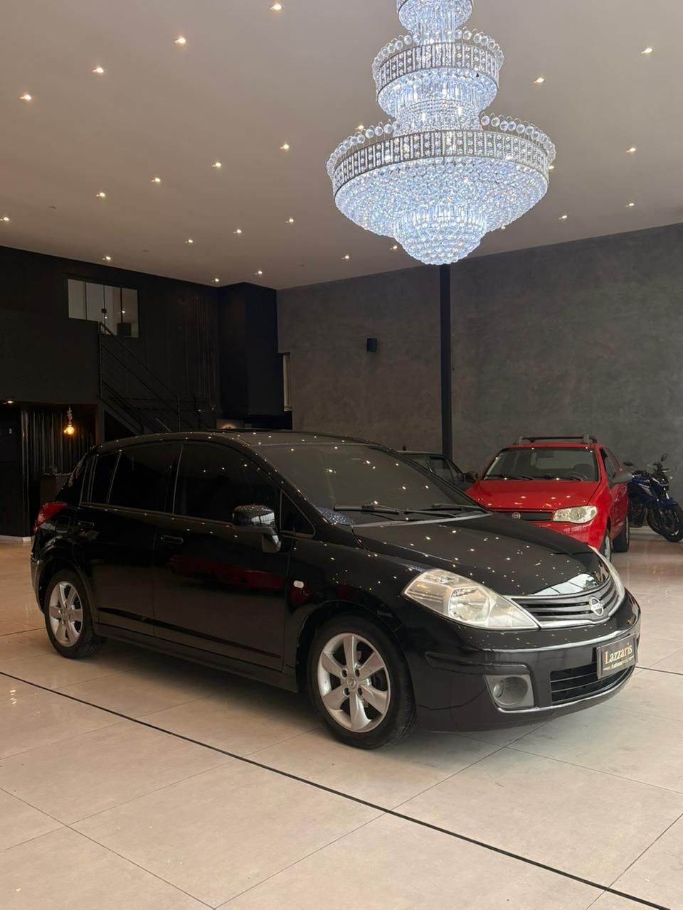 NISSAN TIIDA SL 1.8 AUT / 2011 FINANCIA 100% — foto 3