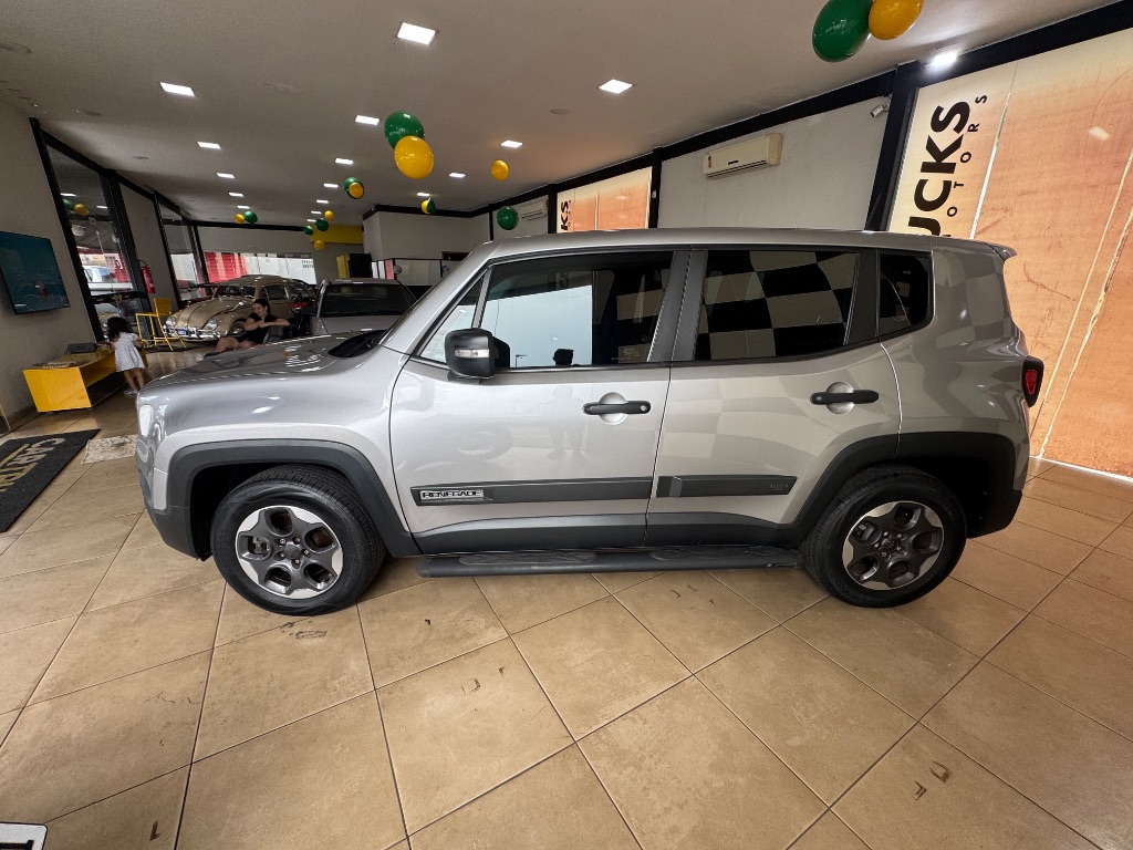 Renegade 1.8 4x2 Flex 16V Aut. — foto 4