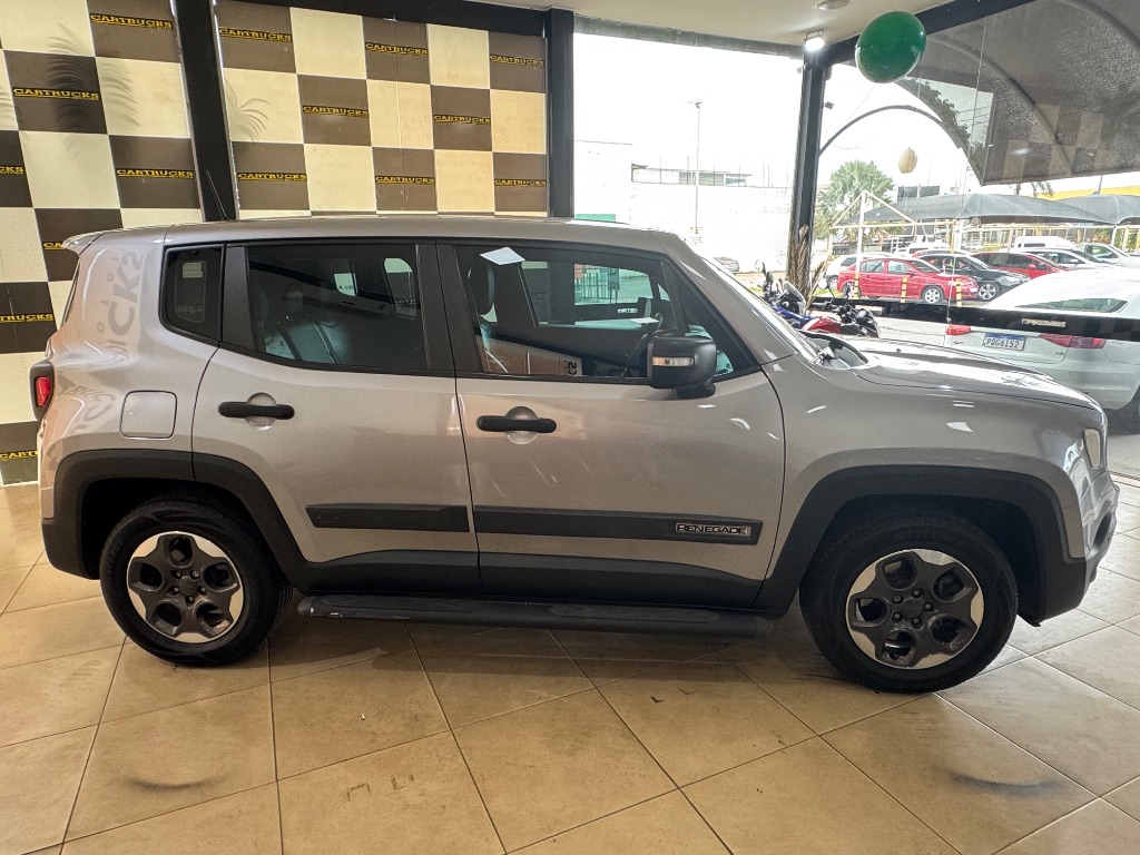 Renegade 1.8 4x2 Flex 16V Aut. — foto 8