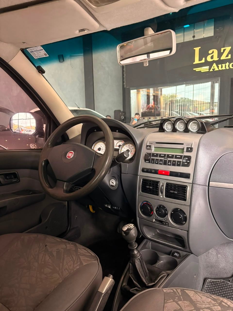 FIAT STRADA ADVENTURE 1.8 LOCKER CE / 2010 FINANCIA 100% — foto 10