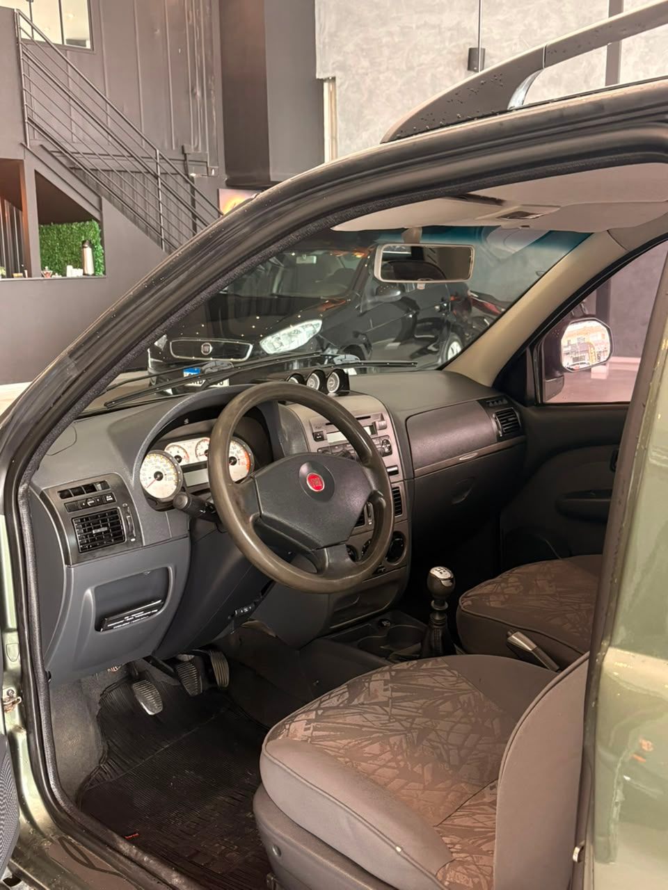 FIAT STRADA ADVENTURE 1.8 LOCKER CE / 2010 FINANCIA 100% — foto 8