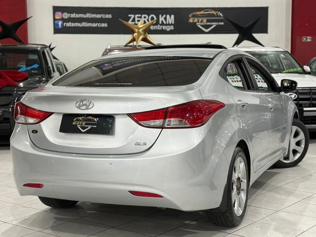 ELANTRA 1.8 GLS AT 4P — foto 4