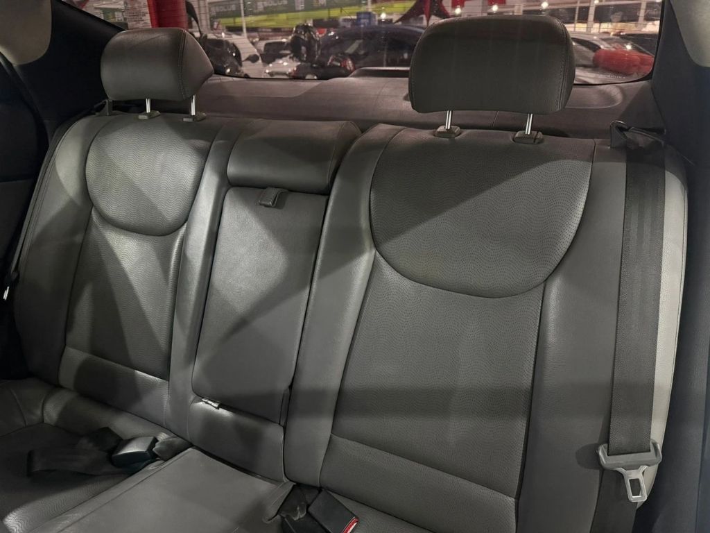 ELANTRA 1.8 GLS AT 4P — foto 11