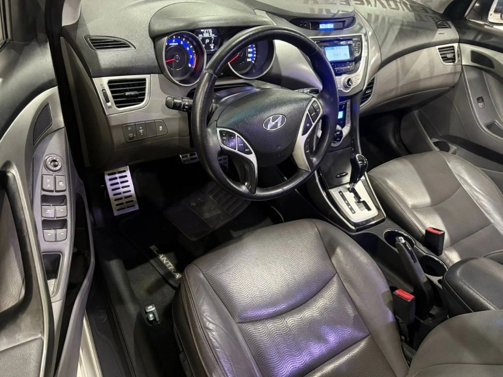 ELANTRA 1.8 GLS AT 4P — foto 7