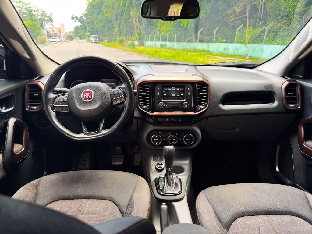 Toro Volcano 2.0 16V 4x4 TB Diesel Aut. — foto 6