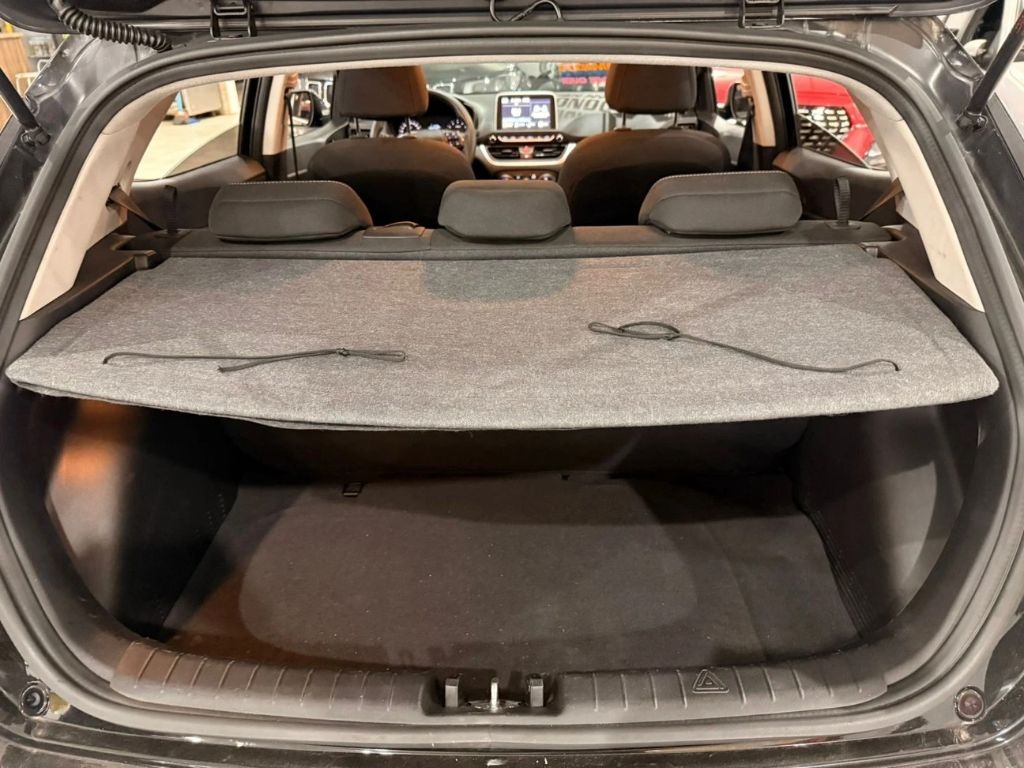 HB20 1.0 M COMFORT PLUS 4P — foto 12