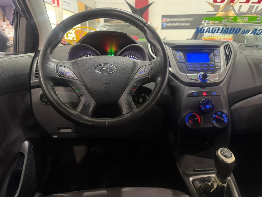 HB20S 1.6 PREMIUM MT 4P — foto 10