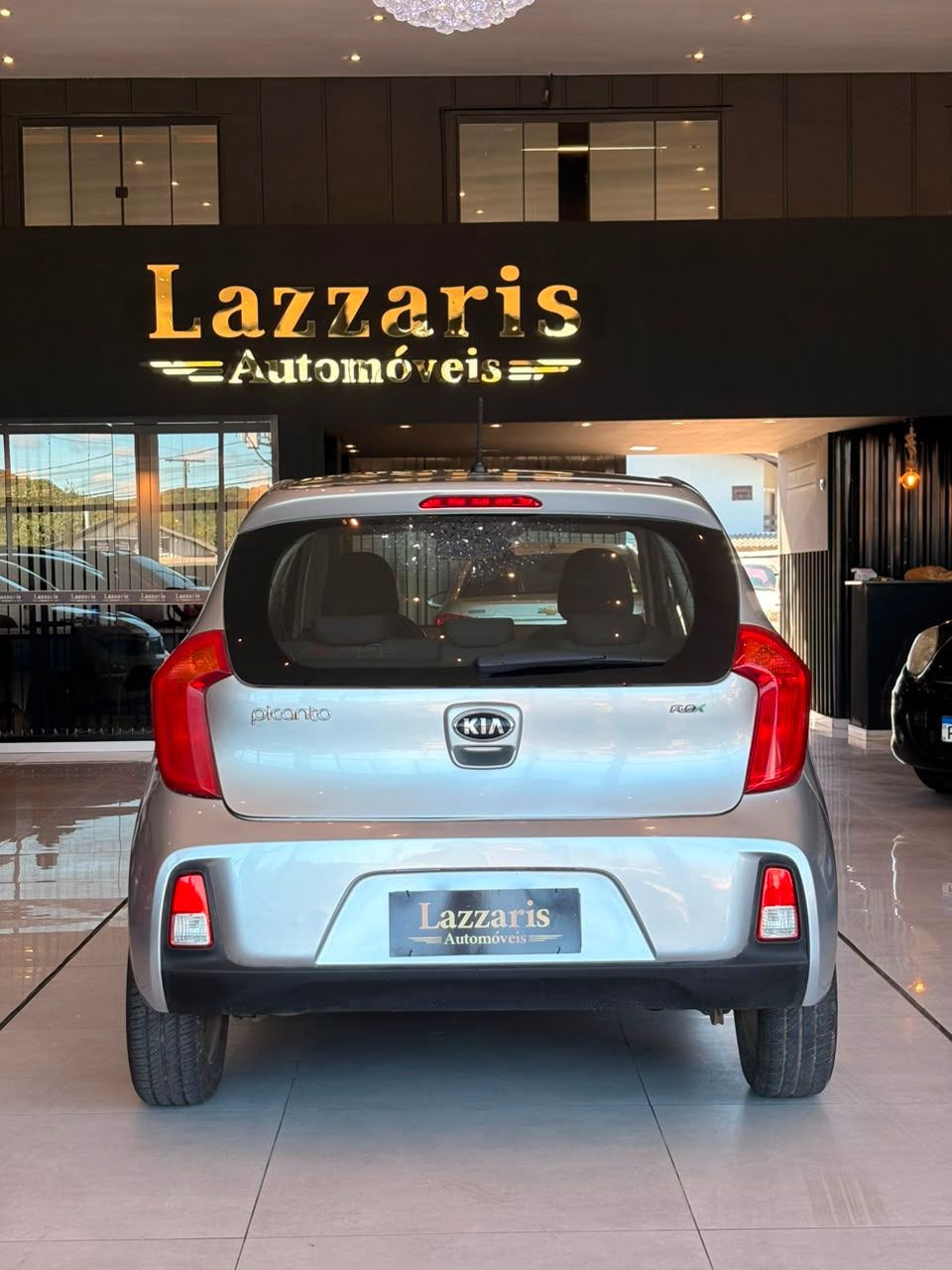 KIA PICANTO EX 1.0 FLEX AUTOMÁTICO / 2015 FINANCIA 100% — foto 6