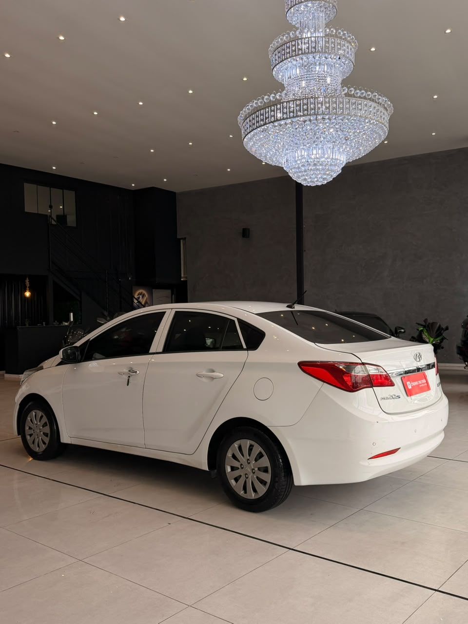 HYUNDAI HB20S 1.6 FLEX / 2014 FINANCIA 100% — foto 5