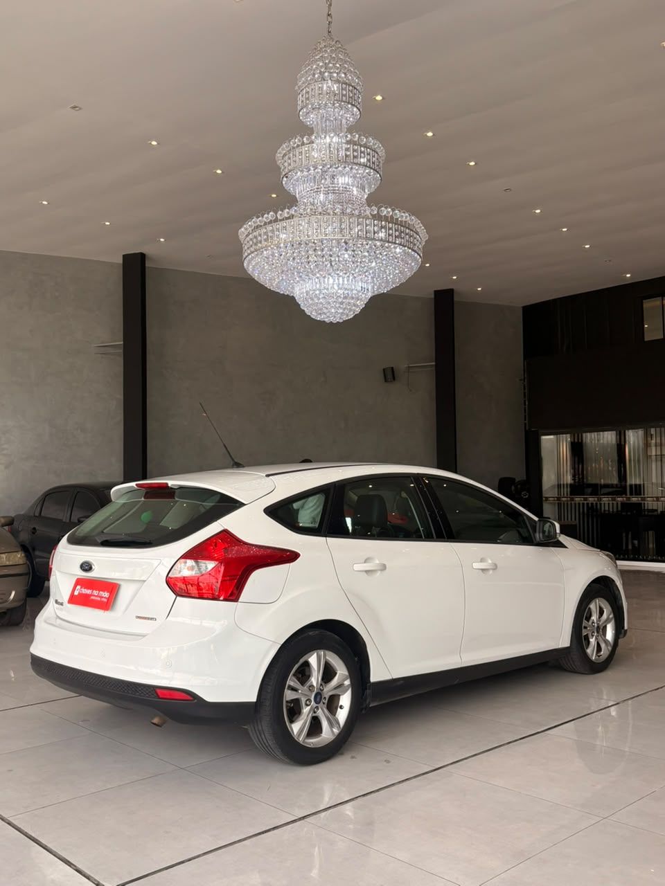 FORD FOCUS SE 1.6 FLEX AUT / 2015 FINANCIA 100% — foto 2