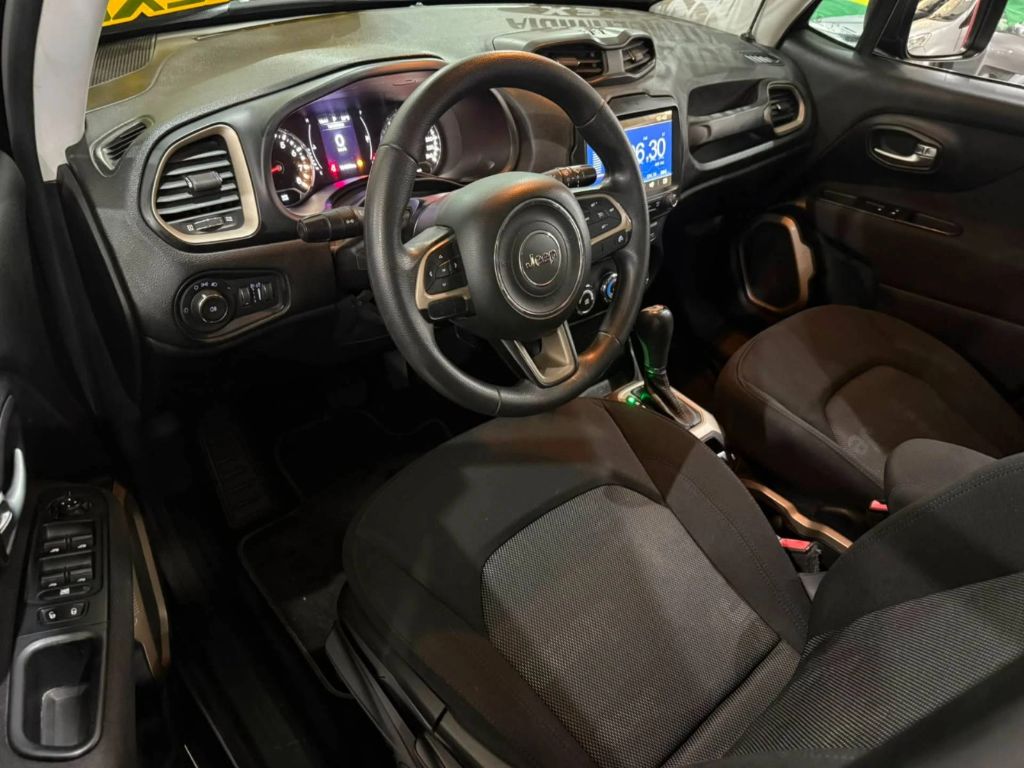 RENEGADE 1.8 16V 4P — foto 7