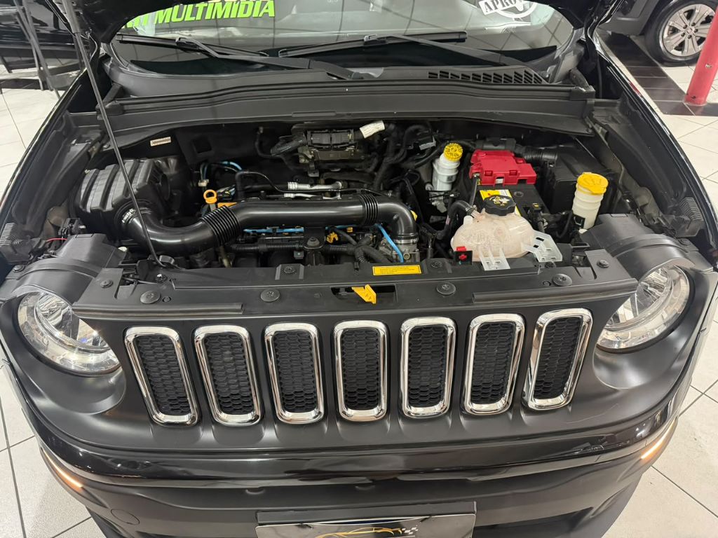 RENEGADE 1.8 16V 4P — foto 13