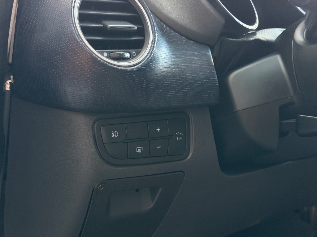 Punto ATTRACTIVE 1.4 Fire Flex 8V 5p — foto 11