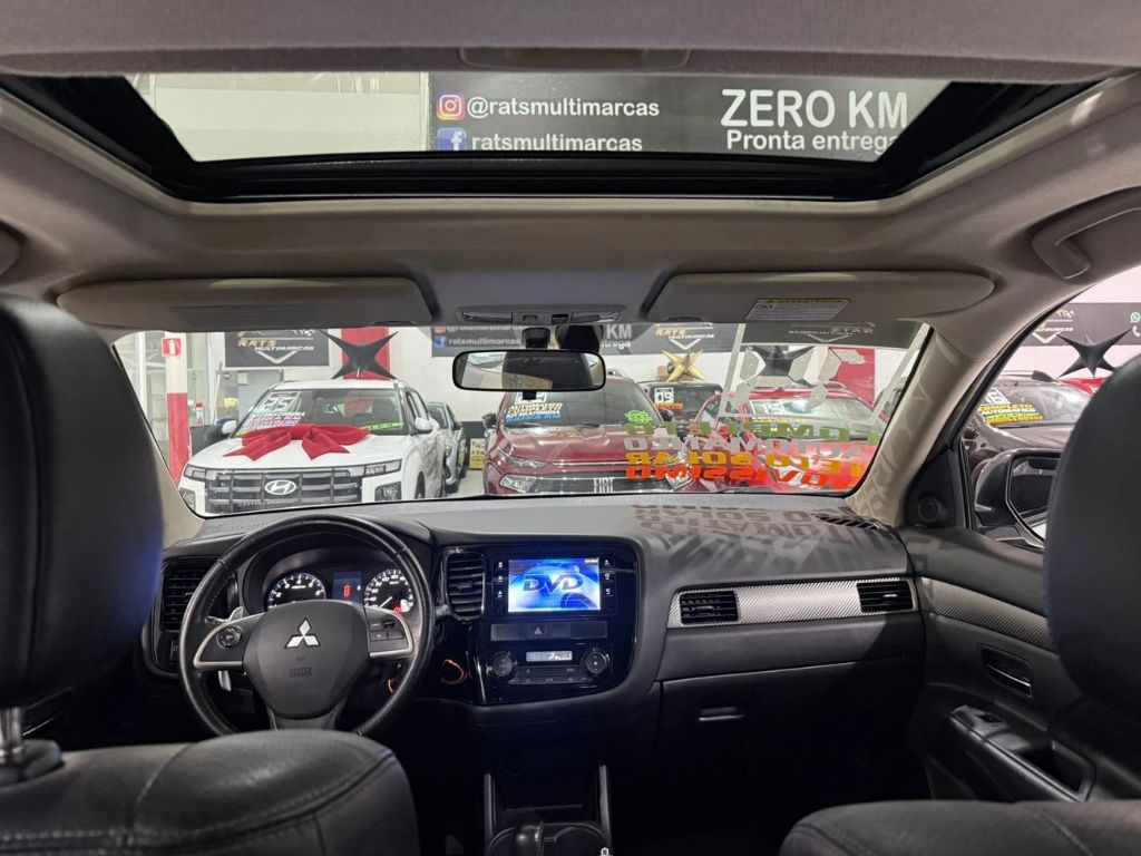 OUTLANDER 2.0 AT 4P — foto 12