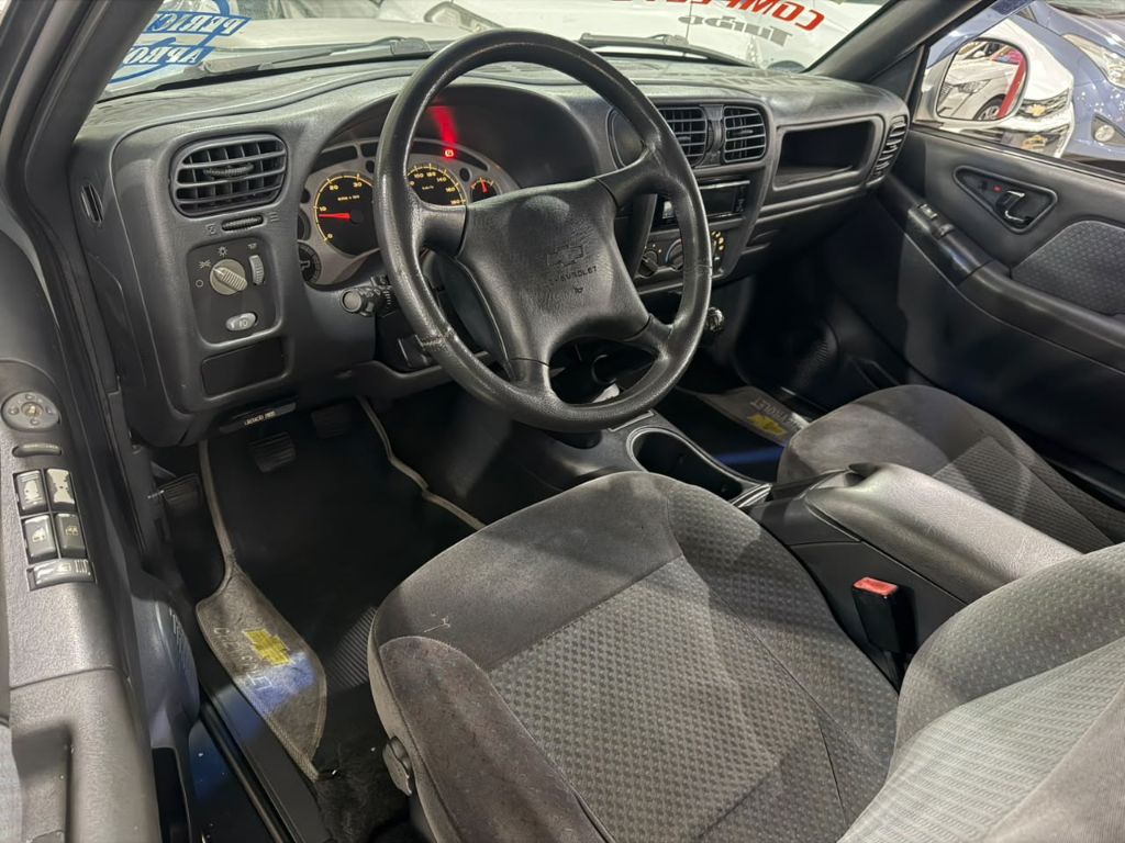 S10 2.8 TORNADO 4X4 CD 12V TB ELEC 4P — foto 9