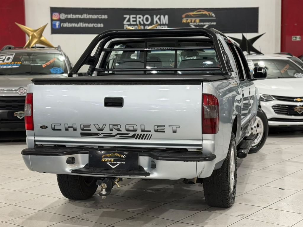 S10 2.8 TORNADO 4X4 CD 12V TB ELEC 4P — foto 4