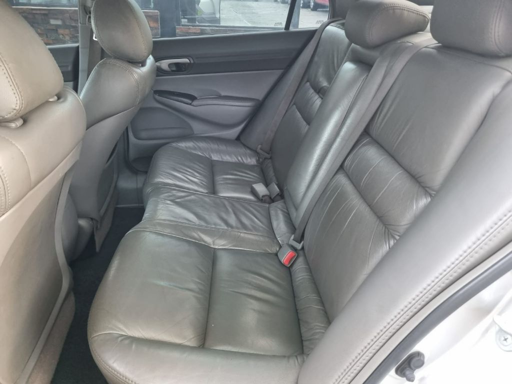 Civic Sedan LXS 1.8/1.8 Flex 16V Aut. 4p — foto 6