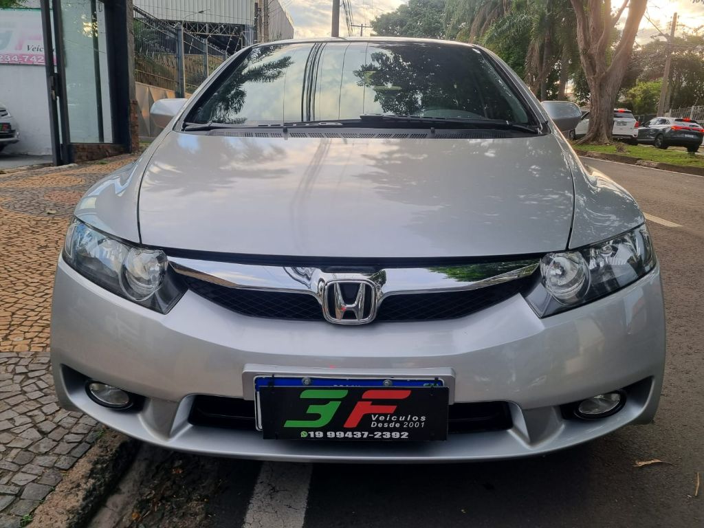 Civic Sedan LXS 1.8/1.8 Flex 16V Aut. 4p — foto 8