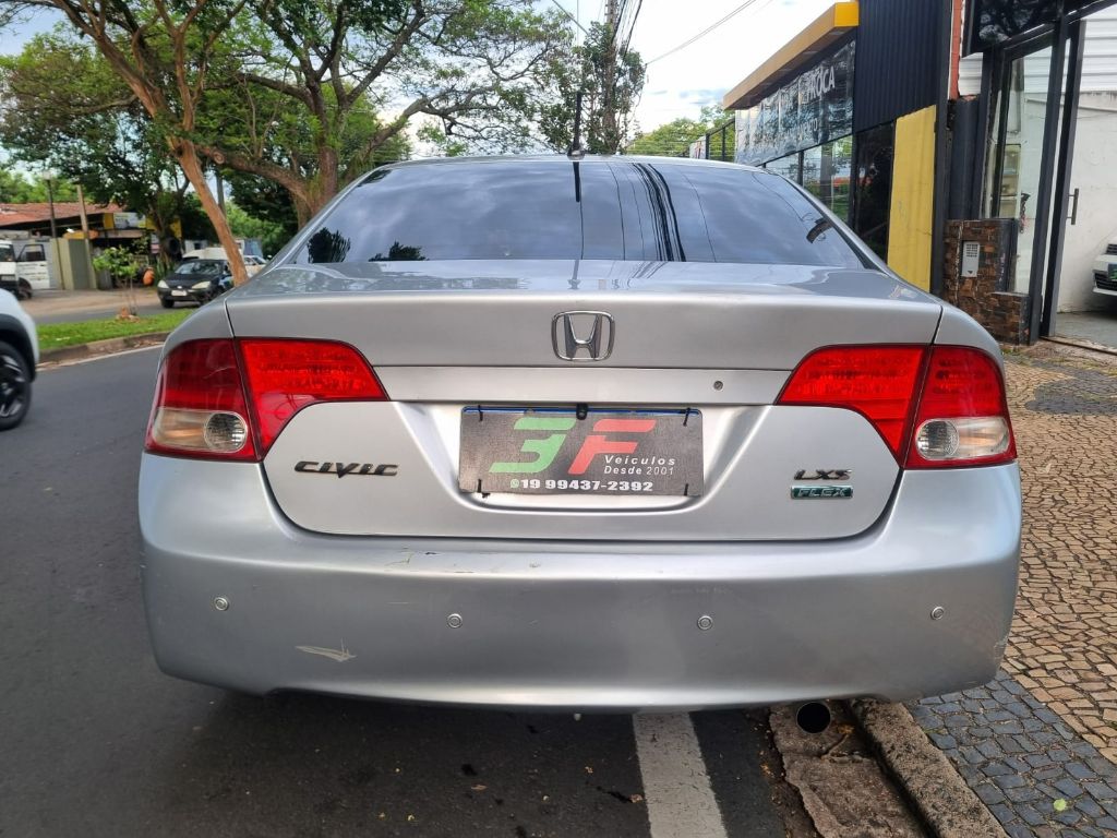 Civic Sedan LXS 1.8/1.8 Flex 16V Aut. 4p — foto 3