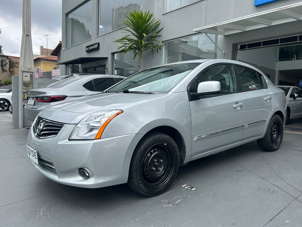 Sentra 2.0/ 2.0 Flex Fuel 16V Mec. — foto 2