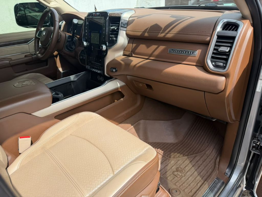 2500 LARAMIE  6.7 TDI  CD 4x4 Diesel — foto 11