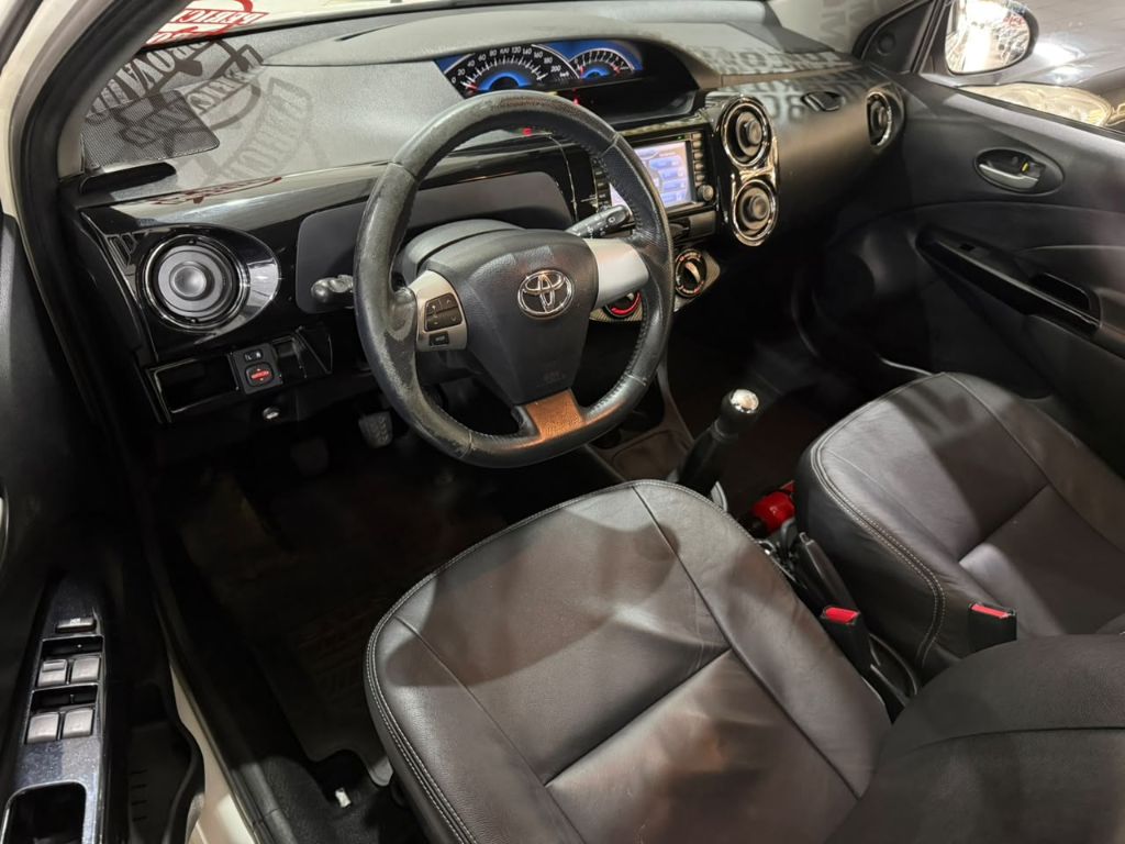 ETIOS CROSS 1.5 16V 4P — foto 7